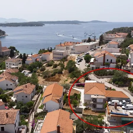 And With Parking Space Hvar - 15706 Πανσιόν