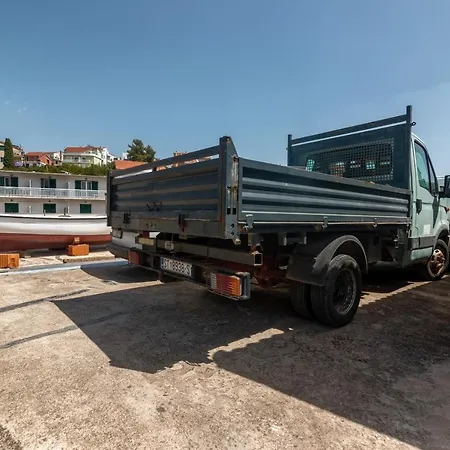 Guest house And With Parking Space Hvar - 15706