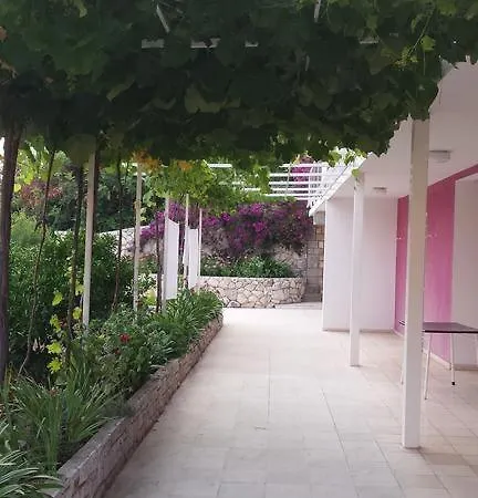 Pensionat And With Parking Space Hvar - 15706 Hvar Town