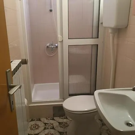 Pensionat And With Parking Space Hvar - 15706