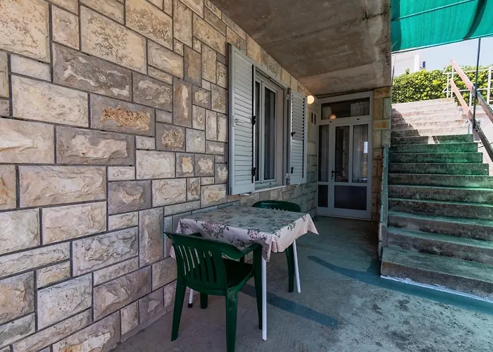 And With Parking Space Hvar - 15706 3*