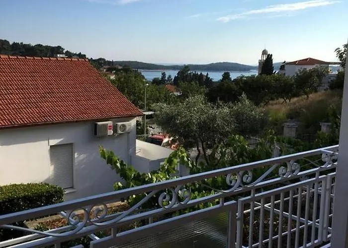 And With Parking Space Hvar - 15706 3* Hvar Town