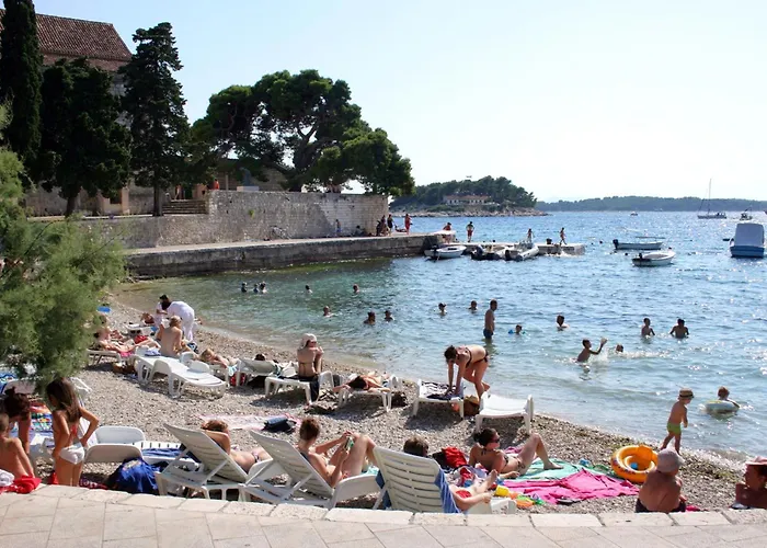 And With Parking Space Hvar - 15706 Gæstehus